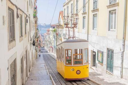 Old Town Chiado Balcony Aircon By Ld Apartments Lisboa Kültér fotó
